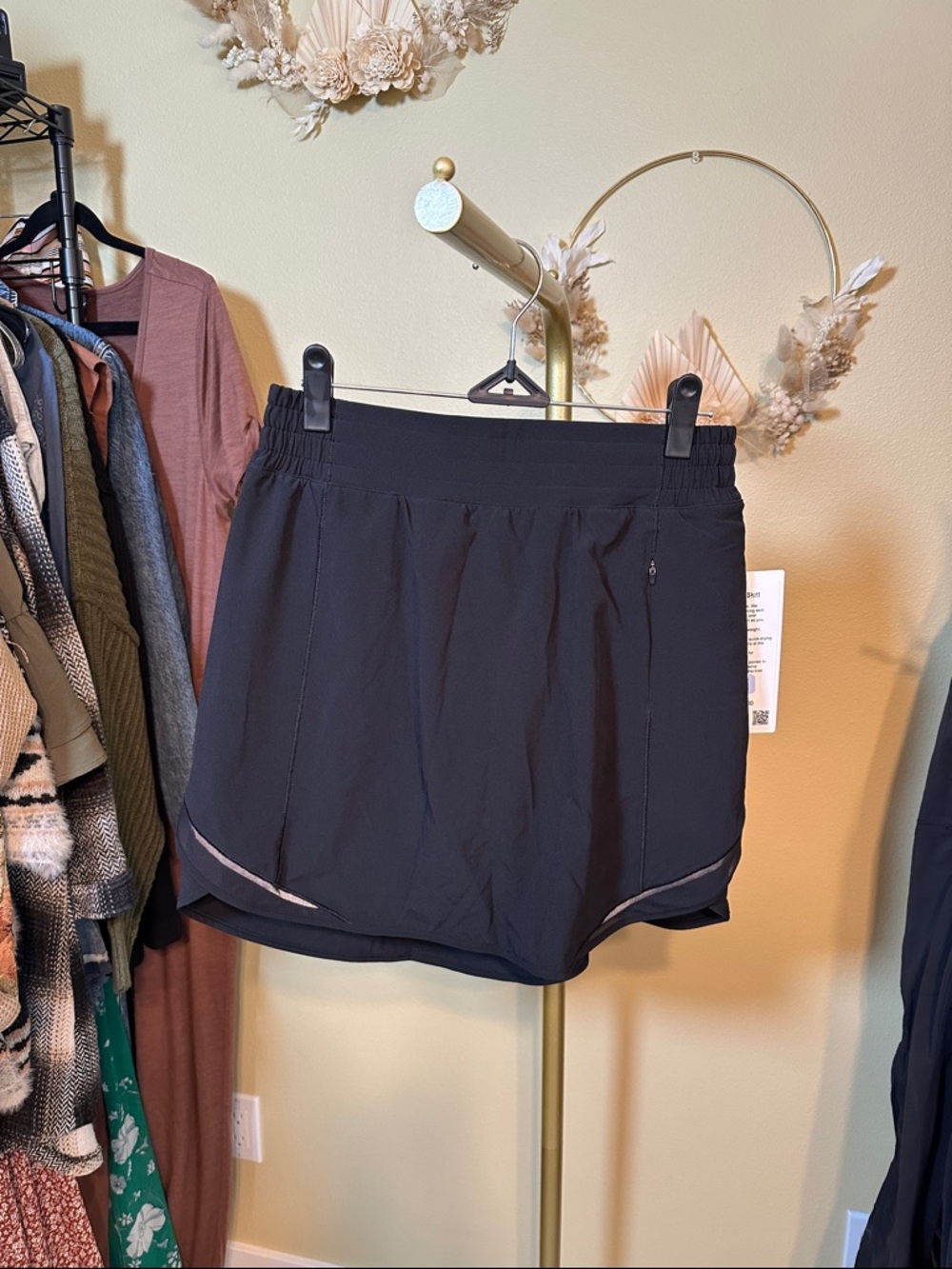 Lululemon Hotty Hot High-Rise Skirt *Long - Black - Picture 2 of 4